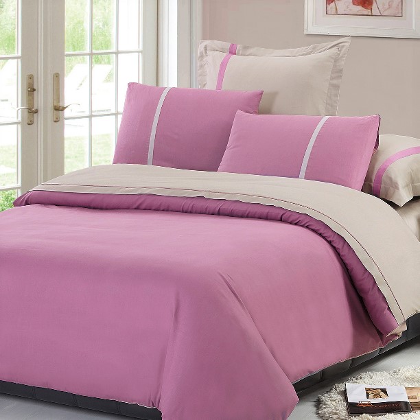 Однотонное розовое постельное белье