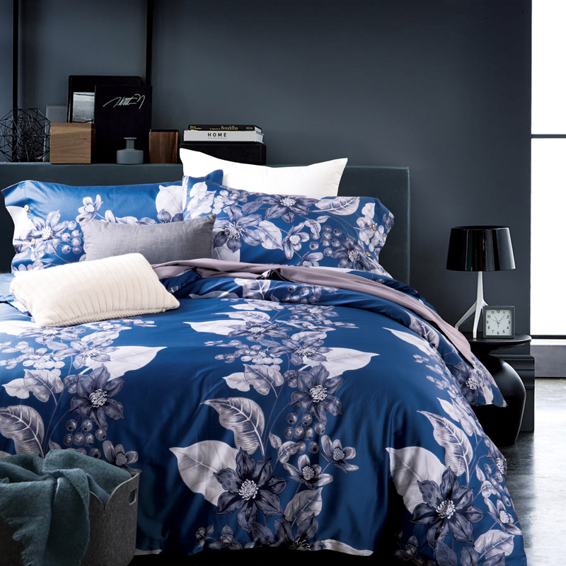 Стильный синий комплект постельного белья