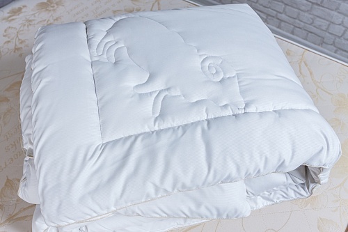 Одеяло Руно Шерсть овечья размер 1,5 спальный (145*210) артикул 2422